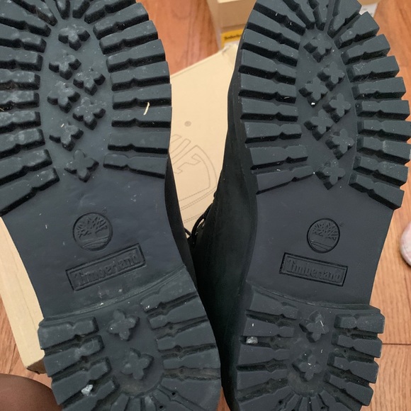 Black Timbs - Picture 5 of 7